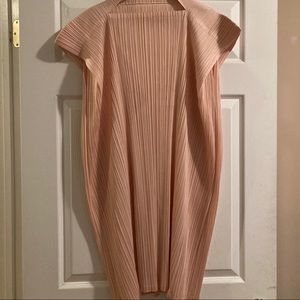 PLEATS PLEASE ISSEY MIYAKE pale pink dress 🌸